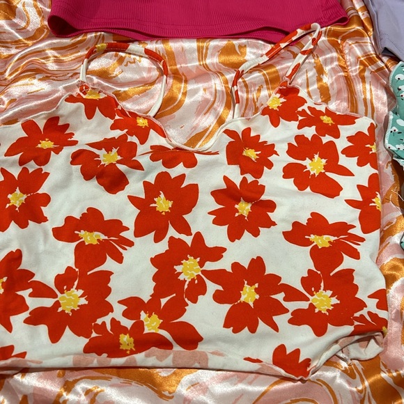 6 piece SHEIN clothes Xs/S - Picture 4 of 6